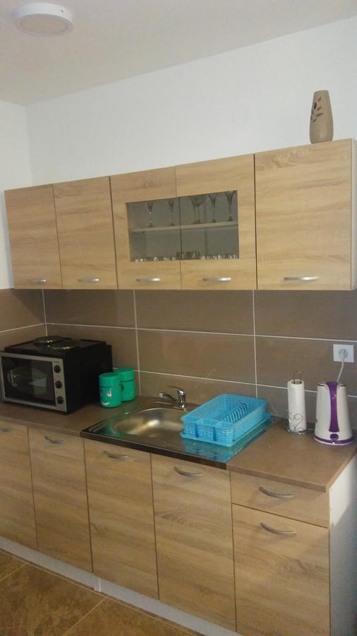 Apartment Burence โนวีซาด ภายนอก รูปภาพ